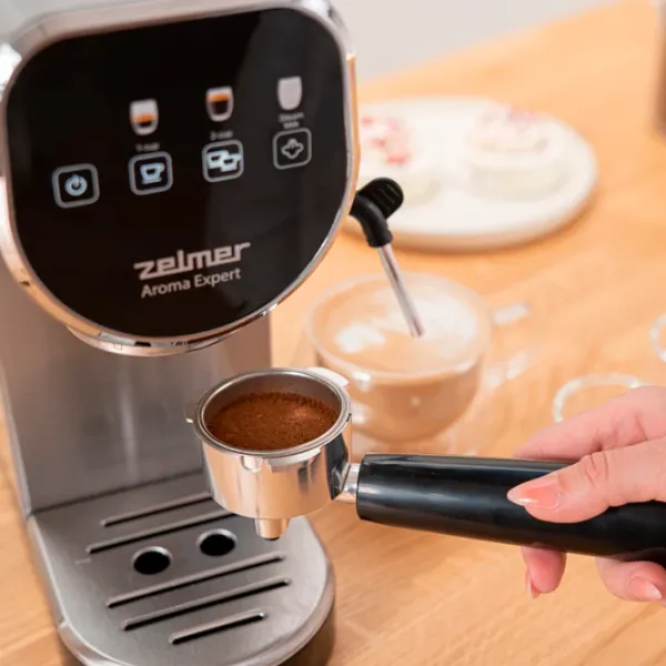 Кофемашина ZELMER ZCM7300 Рожковая / 0.9 л / Нержавеющая сталь photo 6
