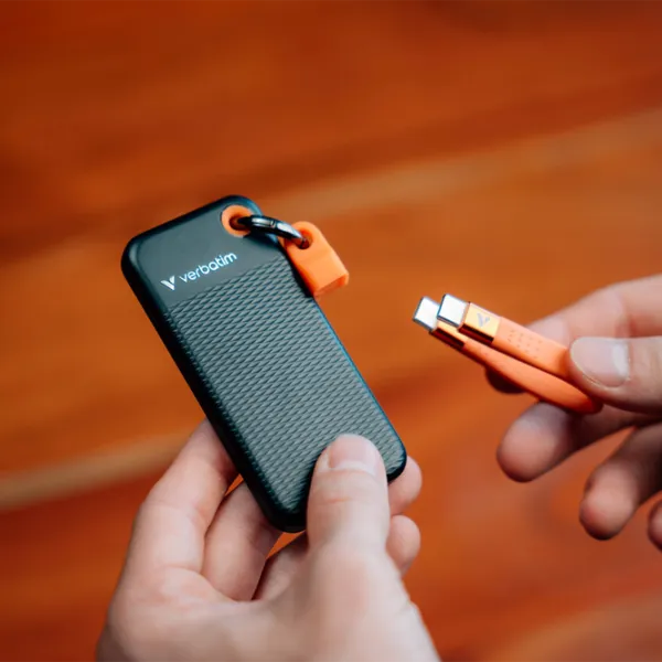 SSD Verbatim Pocket 1 TB 32193 / Black-Orange photo 3