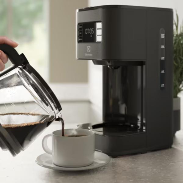 Aparat de cafea Electrolux E5CM1-6AN Mecanic / 1.37 l / Black photo 6
