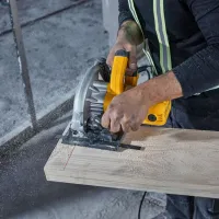 Fierăstrău circular Dewalt DWE5615-QS 190 mm / Yellow photo 8