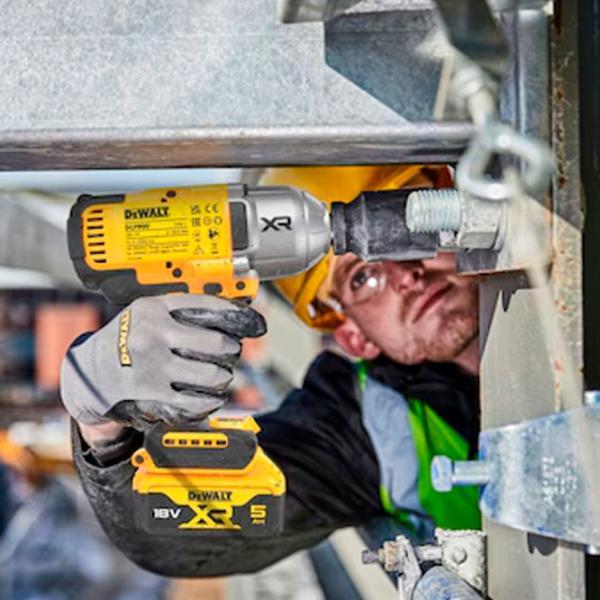 Дрель-шуруповерт Dewalt DCF900P2T-QW 2200 об/мин photo 7