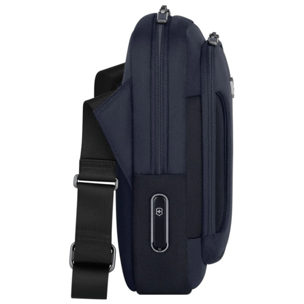 Сумка для ноутбука Victorinox Werks Traveller 7.0  / Черный Тёмно-синий / 7л photo 4