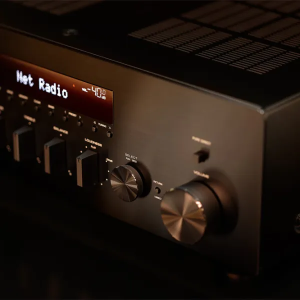 Amplificator Yamaha RN 600 A 2.1 /  photo 5