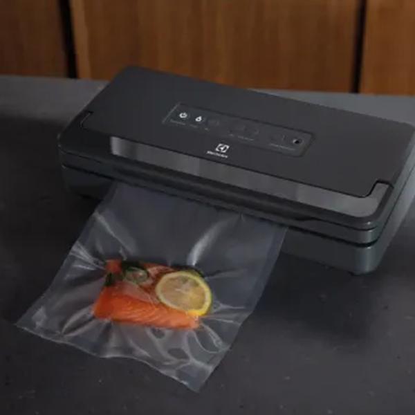 Aparat de vidat Electrolux E6VS1-6AG 80 W / Black photo 6