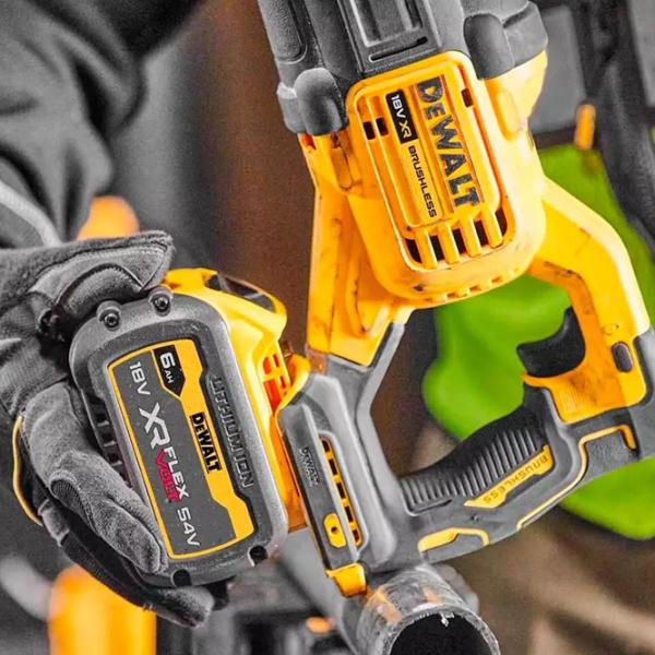 Сабельная пила Dewalt DCS386NT  / Желтый photo 4