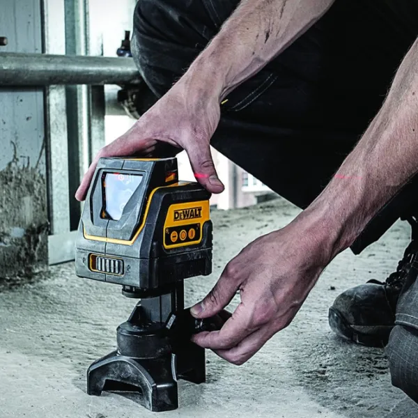 Лазерный нивелир Dewalt DW0811 Линейный / Батарейки photo 5