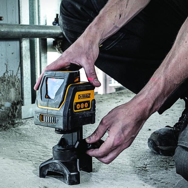Лазерный нивелир Dewalt DW0811 Линейный / Батарейки photo 5