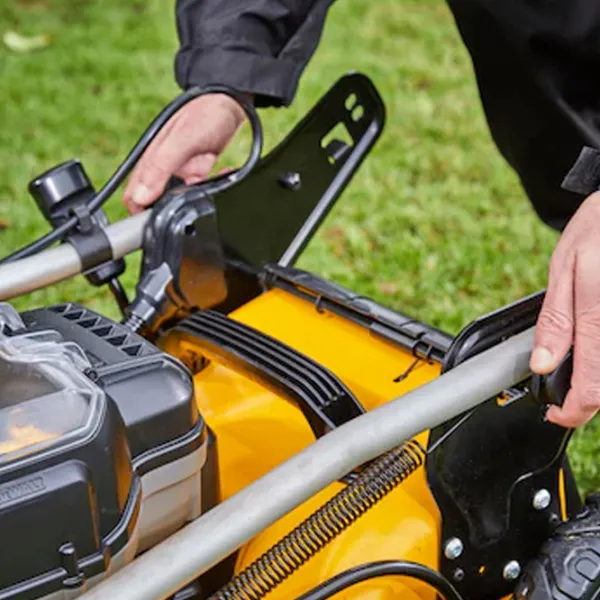Mașină de tuns iarbă Cu acumulator Dewalt DCMW564P2 Manual photo 14
