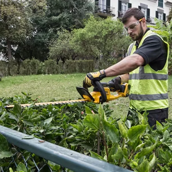 Mașină de tuns gard viu Dewalt DCM563P1-QW Cu acumulator / Yellow photo 4