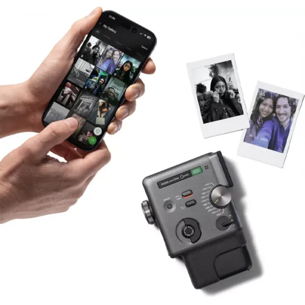 Cameră foto FujiFilm Instax Mini Evo Cinema Bundle Kit CMOS/ Black photo 8