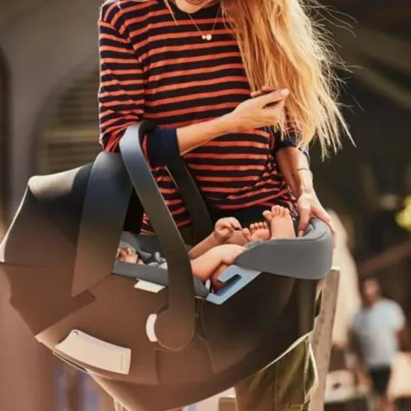 Scaun auto Cybex Aton 5  0 luni - 18 luni / 13 kg / Beige photo 3
