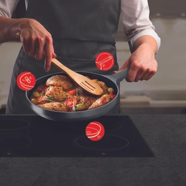 Сковорода Tefal Trattoria Pro G6120444 Универсальная / 24 см / Черный photo 4