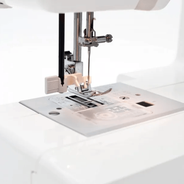 Швейная машина Janome EL-150 Электромеханическая / Белый photo 3