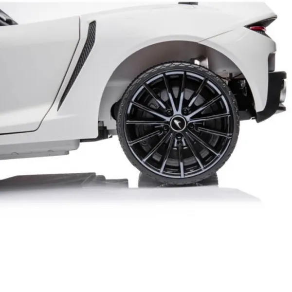 Электромобиль McLaren GT Dake MGT620/2 5 км/ч / 30 кг / 2+ / Белый photo 7
