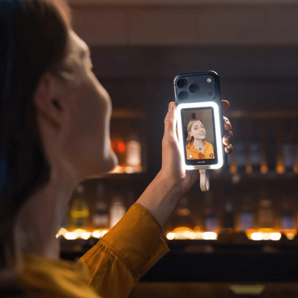 Селфи лампа Insta360 Snap Selfie Screen with LED Light USB Type C / Белый photo 7