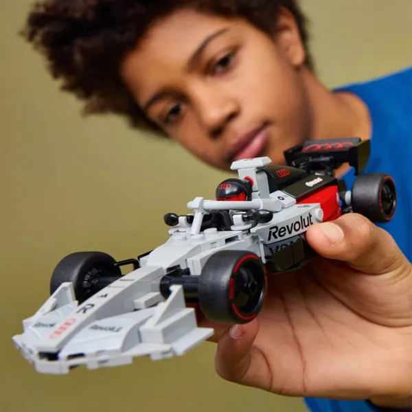 Конструктор LEGO Audi Revolut F1 Team R26 Автомобиль/ Серый photo 8