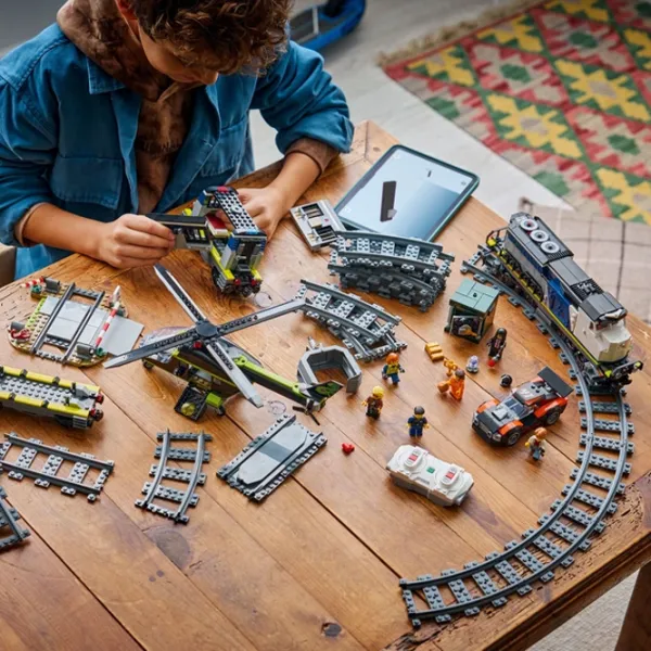 Constructor cu telecomandă LEGO Police Train Heist Clasic/ Gray photo 4