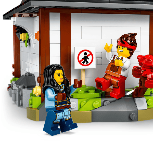 Constructor LEGO Four Weapons Blacksmith 15th Anniversary Clasic/ Brown photo 6