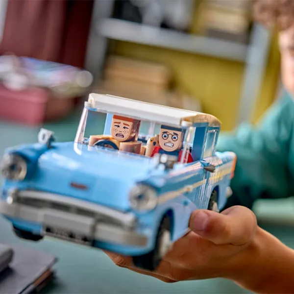 Constructor LEGO Enchanted Flying Ford Anglia Mașină/ Blue photo 6