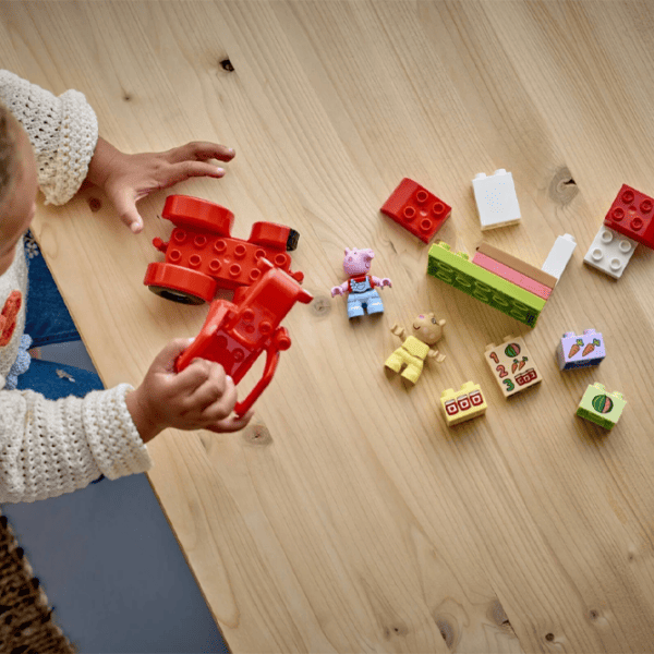 Constructor LEGO Tractor And Market Clasic/ Multicolor photo 3