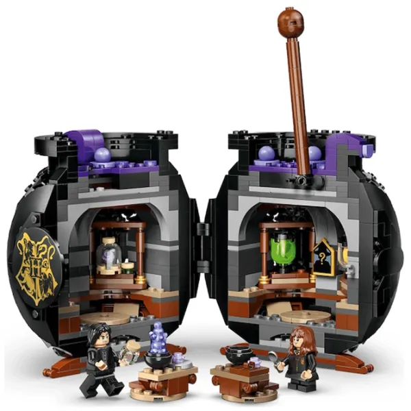 Конструктор LEGO Cauldron Secret Potions Classroom Сцена из фильма/ Черный photo 3