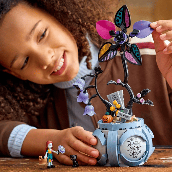 Constructor LEGO Sally's Flowerpot Flori/ Gray photo 6