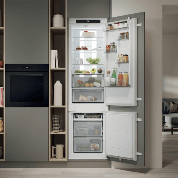 Frigider Candy CNBQT5519DW cu congelator jos 284 l / 193.5 cm / White photo 12