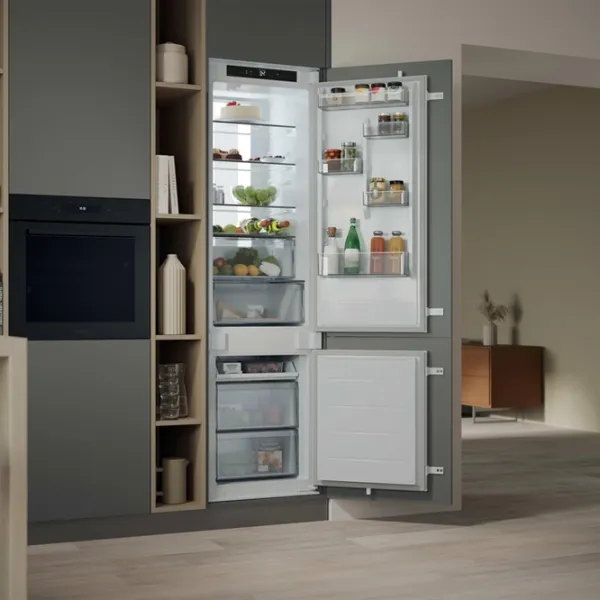 Frigider Candy CNBQT5519DW cu congelator jos 284 l / 193.5 cm / White photo 13