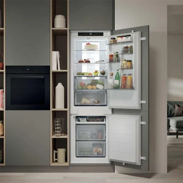 Frigider Candy CNBQT5518D cu congelator jos 251 l / 177.2 cm / White photo 10