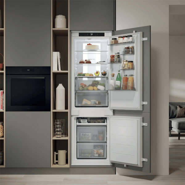 Frigider Candy CNBQT5518D cu congelator jos 251 l / 177.2 cm / White photo 10