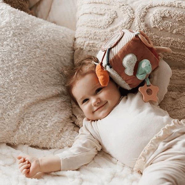 Мягкая игрушка BabyOno Sensory Cube Rabbit Karo 1683 0+ / Разноцветный photo 4