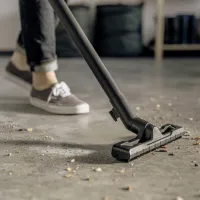 Промышленный пылесос KARCHER WD 2 Plus V-12/4/18 + щетка WD 1000 Вт / Желтый photo 2