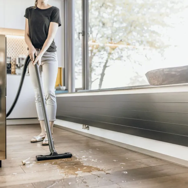 Промышленный пылесос KARCHER WD 2 Plus V-12/4/18 + щетка WD 1000 Вт / Желтый photo 6