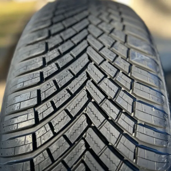 Anvelope Ceat 4Season Drive SUV 225/65 R17 106V XL TL All-season / Suv photo 3