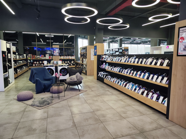 str. Calea Ieșilor, 10 4