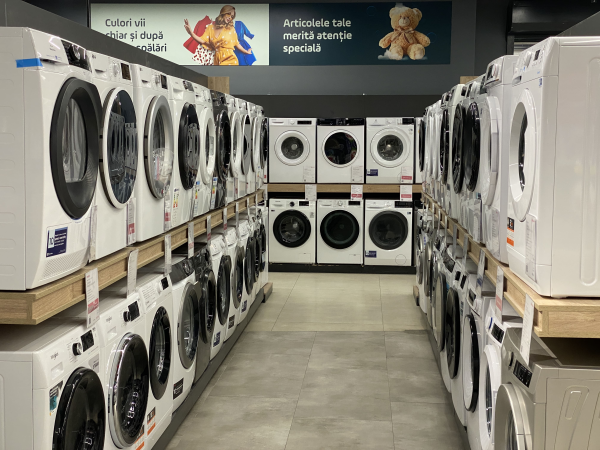 bd. Ștefan cel Mare și Sfînt, 8 2